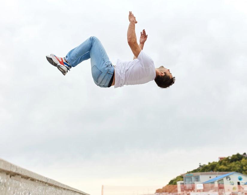 How to Flip on a Trampoline Safely: 5-Day Beginner Plan (with Video Tutorials)